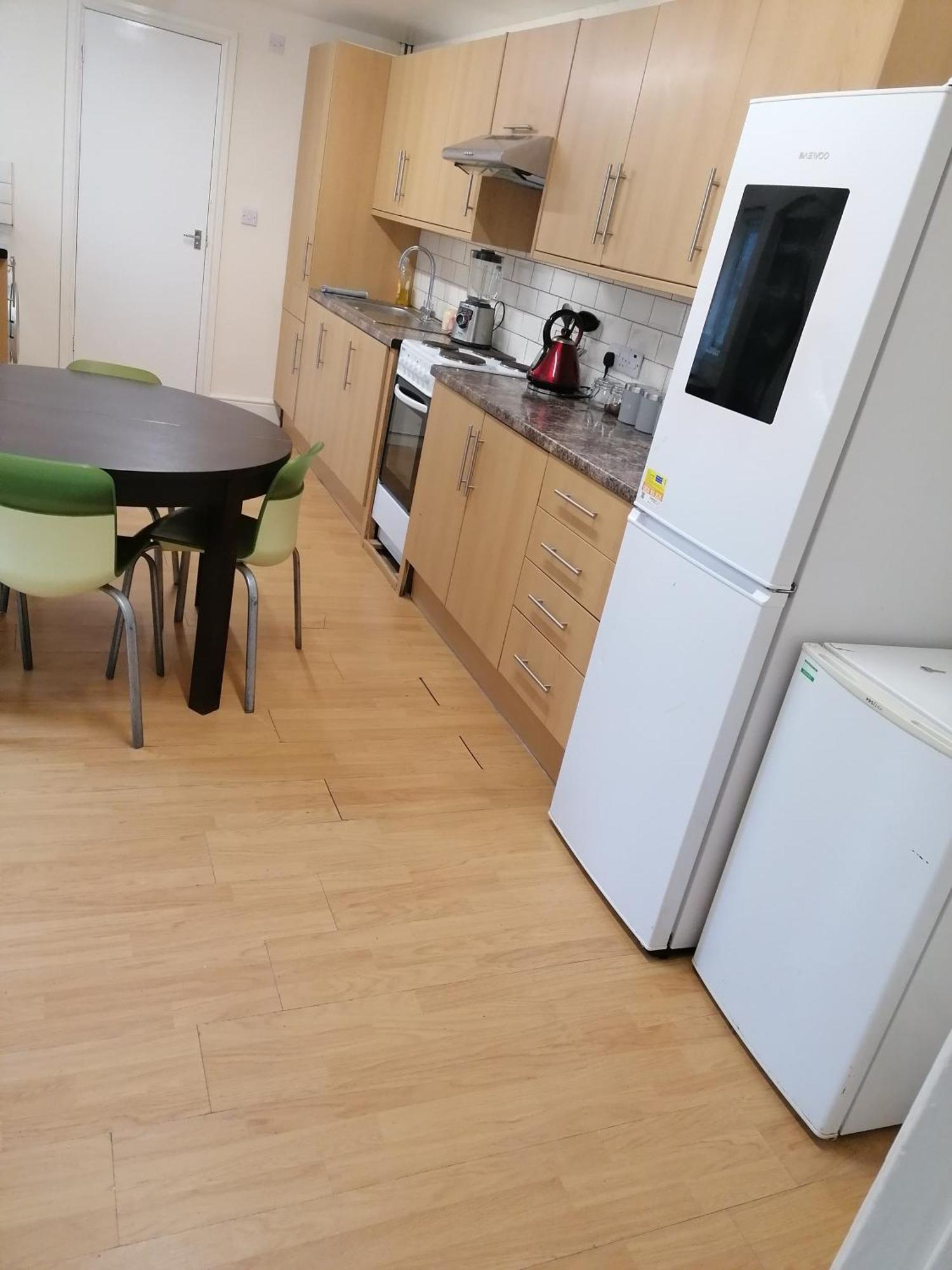 Hygis Home Of Relaxations Stoke-on-Trent エクステリア 写真