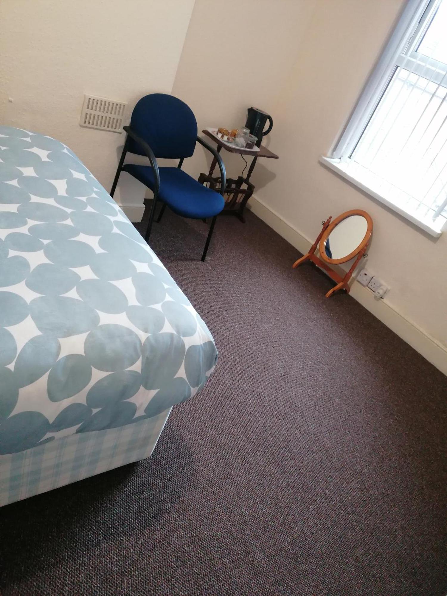 Hygis Home Of Relaxations Stoke-on-Trent エクステリア 写真