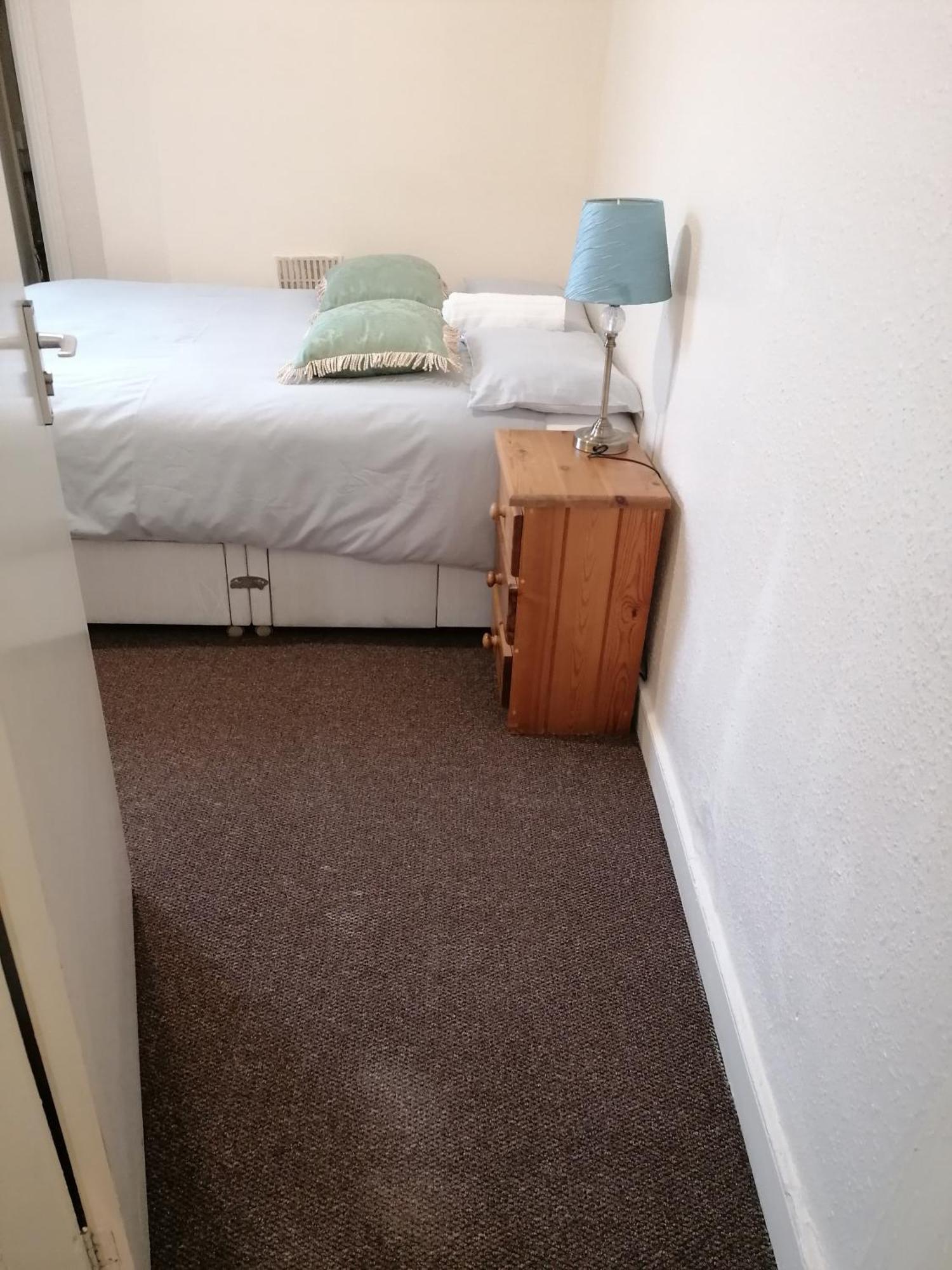 Hygis Home Of Relaxations Stoke-on-Trent エクステリア 写真